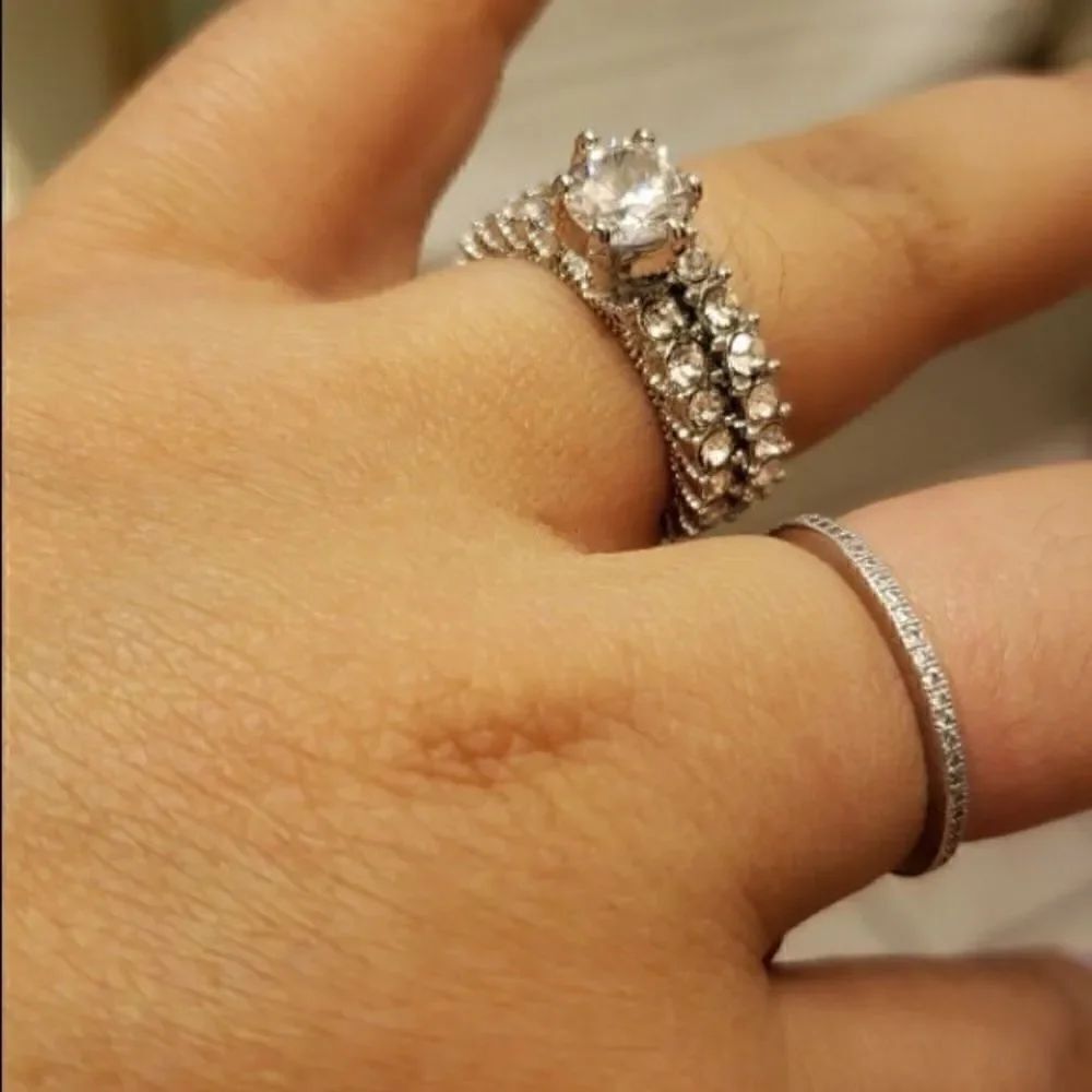 Simulated Diamond Wedding Engagement Ring Set - Picture 5 of 8